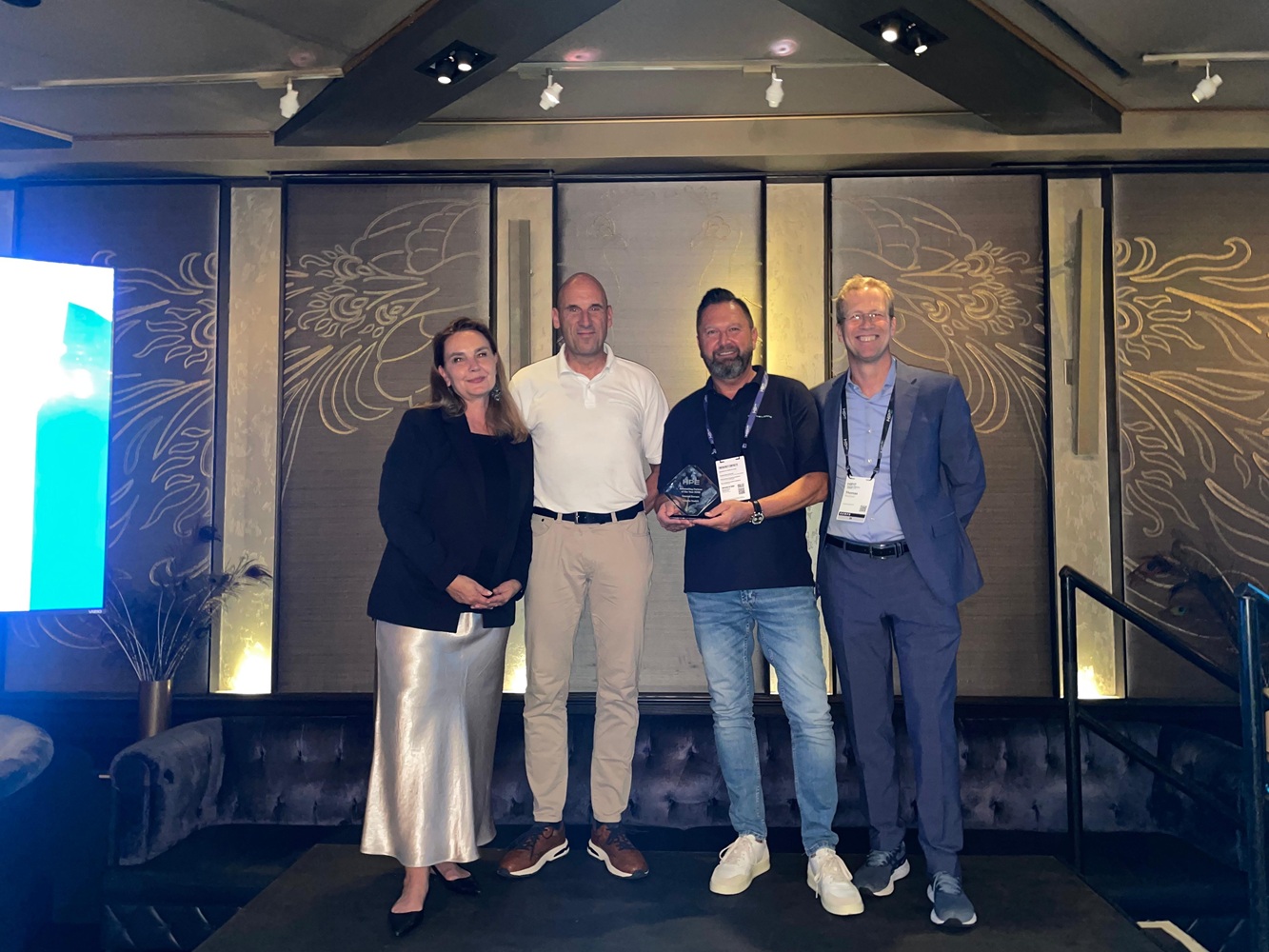 Foto Award HPE Networking Partner of the year 2026_Telonic 2